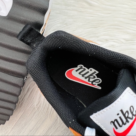 NWT Nike Air Max Pre-Day Women’s Shoes - Picture 8 of 9